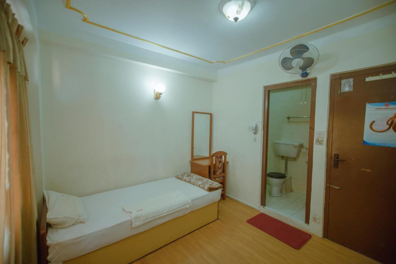 קטמנדו Hotel Triratna מראה חיצוני תמונה
